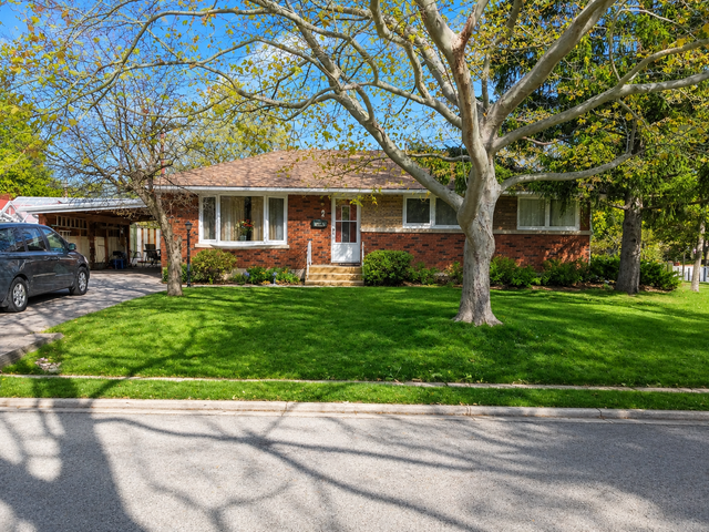 Updated 3 Bedroom Upper Unit – North End St. Catharines – Availa