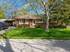Updated 3 Bedroom Upper Unit – North End St. Catharines – Availa