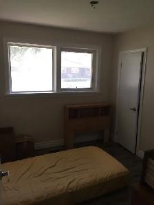 Updated 3 Bedroom Upper Unit – North End St. Catharines – Availa - Photo 15