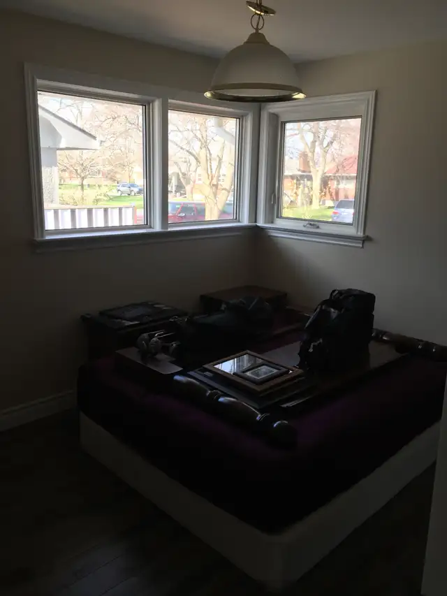 Updated 3 Bedroom Upper Unit – North End St. Catharines – Availa - Photo 16