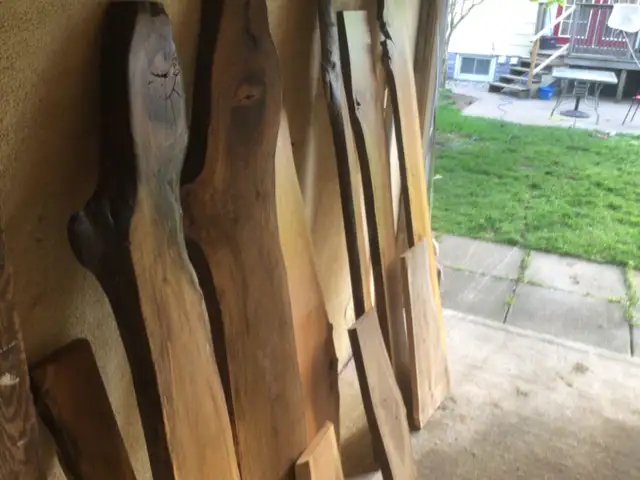 Growth charts charcuterie boards custom floating shelves etc. - Photo 2