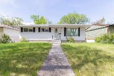 Adorable 3 Bed 1 Bath Main Floor Unit - Pet Friendly!
