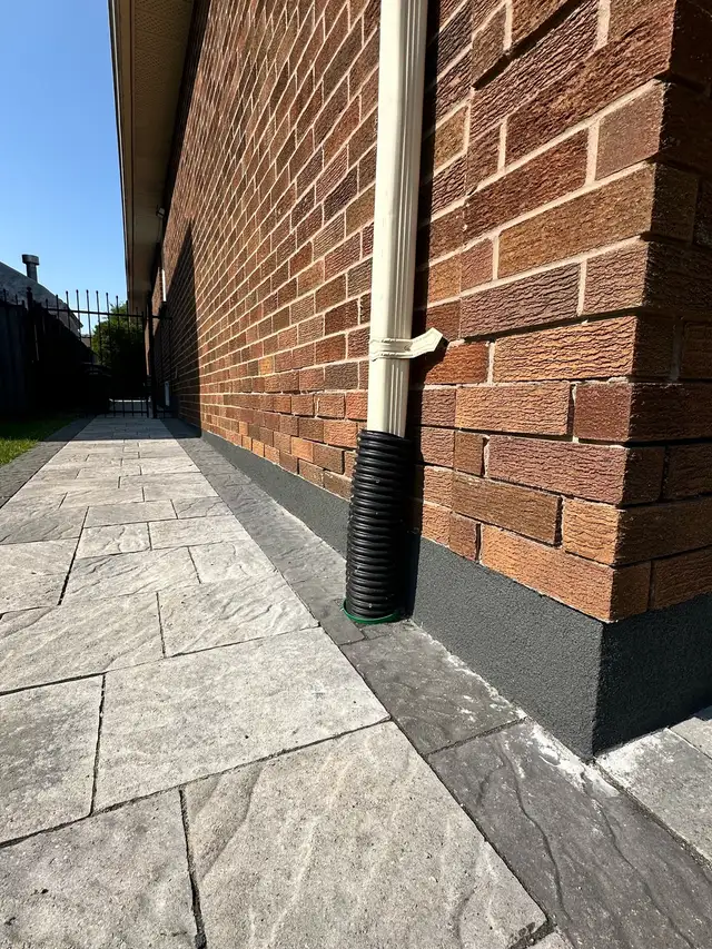 parging/stucco - Photo 8