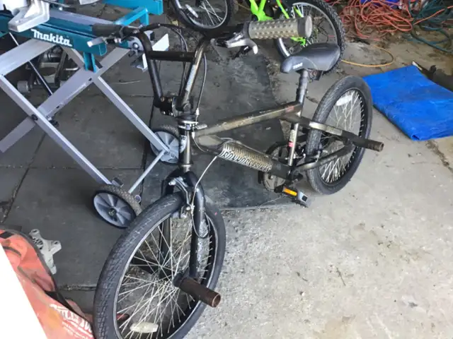 IRONHORSE BMX BIKE 20 inch WHEELS - Photo 5