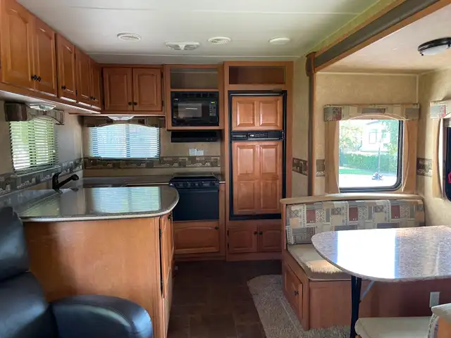 For Sale- 2011 Heartland - North Country Lakeside 29 ft RV - Photo 2
