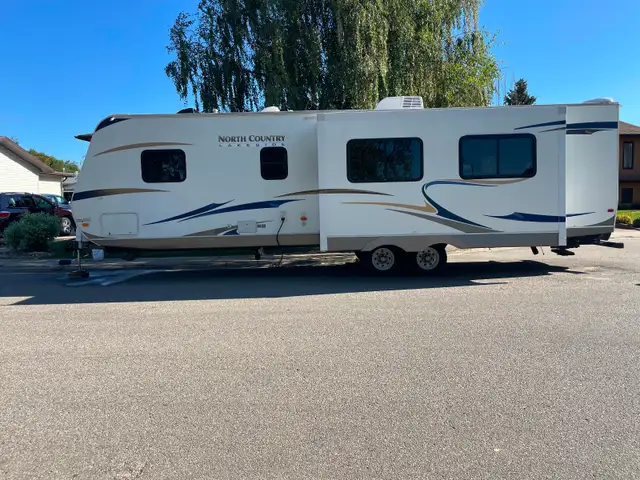 For Sale- 2011 Heartland - North Country Lakeside 29 ft RV - Photo 9