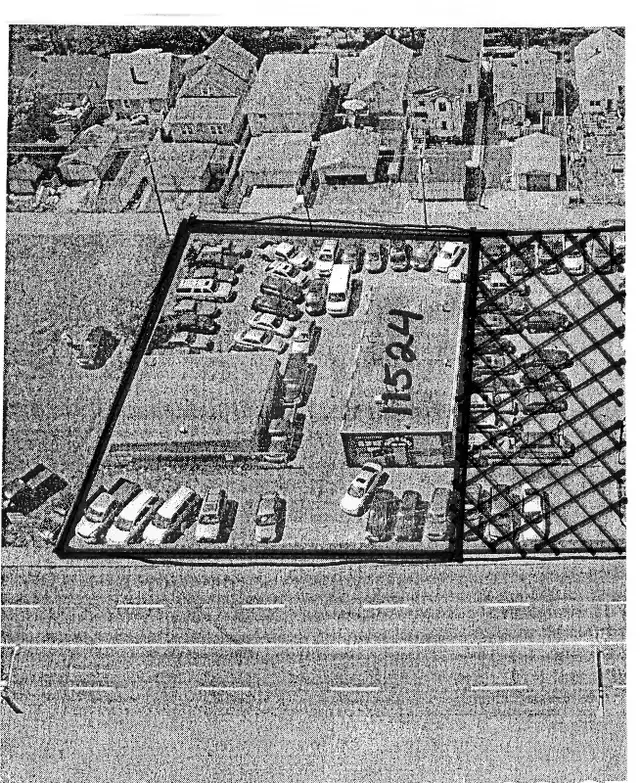 12,000 sq/ft FENCED YARD WITH 3000 SQ/FT OF BUILDINGS SPACE