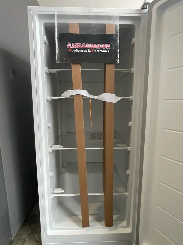 NEW Arctic King 2 In 1 Convertible  Freezer & Fridge 7.0  Cu.Ft - Photo 4