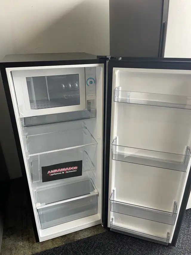 NEW 20" Hisense 6.3 Cu.Ft Large Compact Fridge (Stainless Steel) - Photo 3
