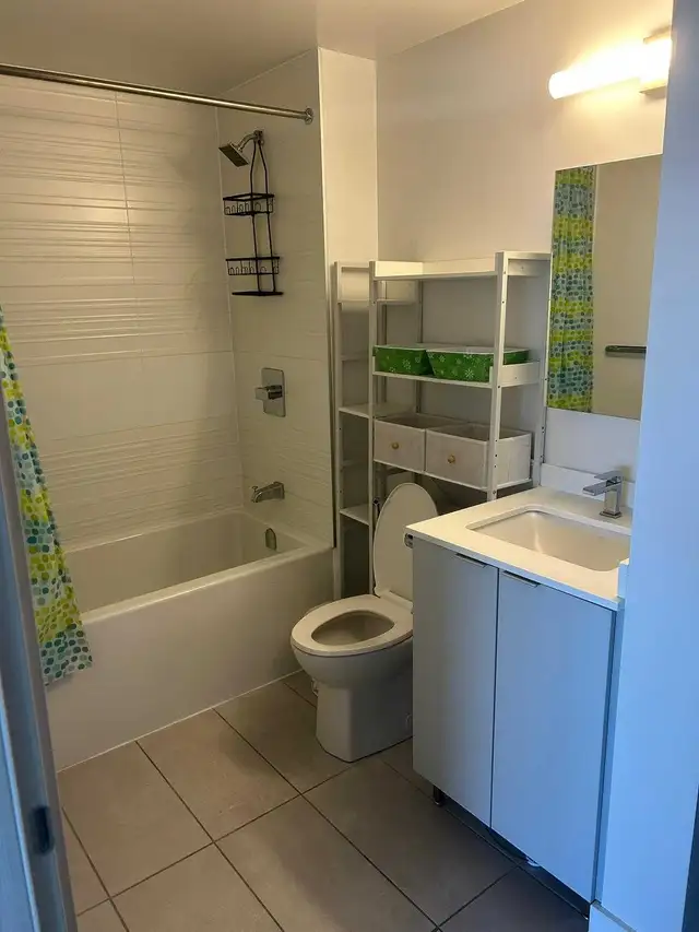 Condo for Rent - Photo 3