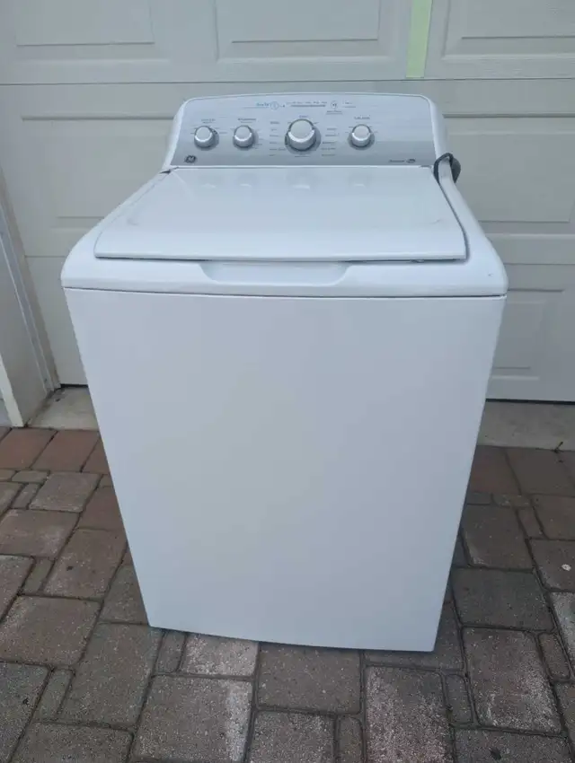 GE washing machine 3 years old like new
