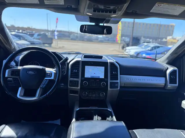 2021 FORD F-350 SUPER DUTY LARIAT • 6.7L DIESEL • 4X4 - Photo 9