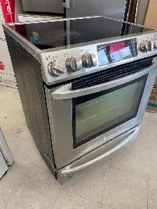 L G Slide-In Range, five element convection