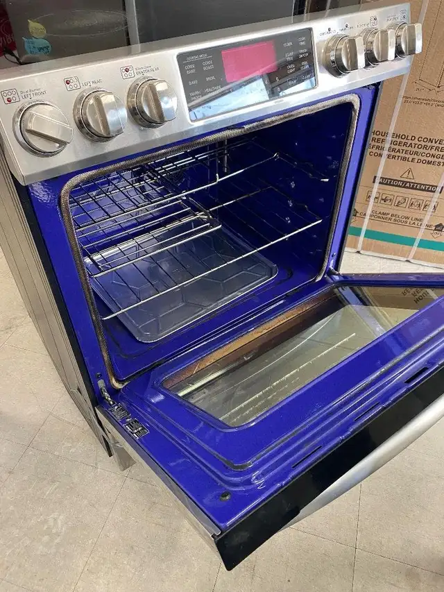 L G Slide-In Range, five element convection - Photo 2