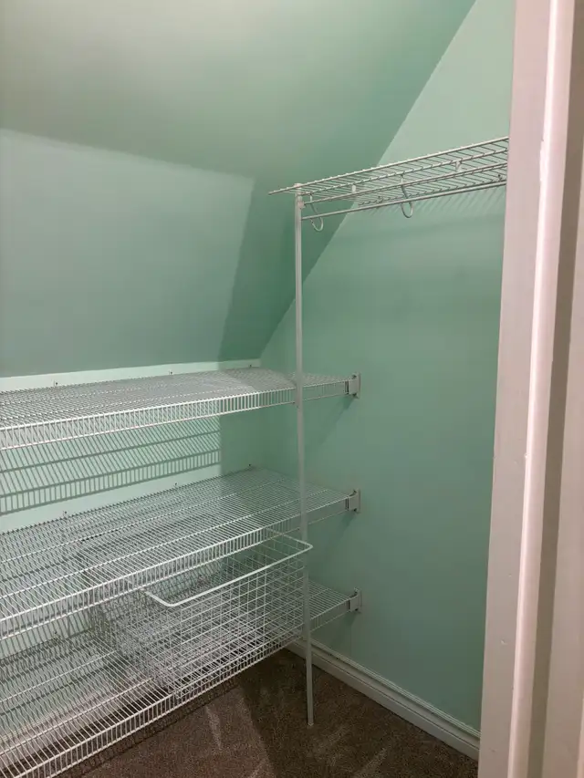 Beautiful Large 1 Bedroom Apartment With Treetop Views - Photo 6