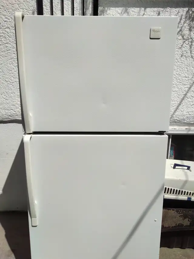 Whirlpool Refridgerator/Fridge
