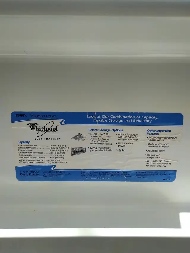 Whirlpool Refridgerator/Fridge - Photo 7