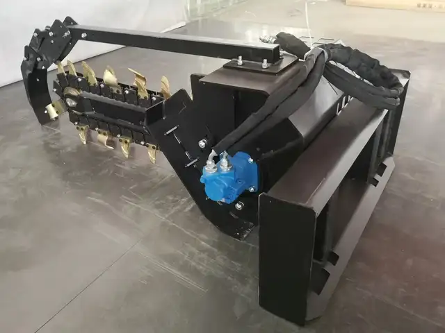 Trancheuse hydraulique pour chargeuse compacte T900/200 - Photo 2