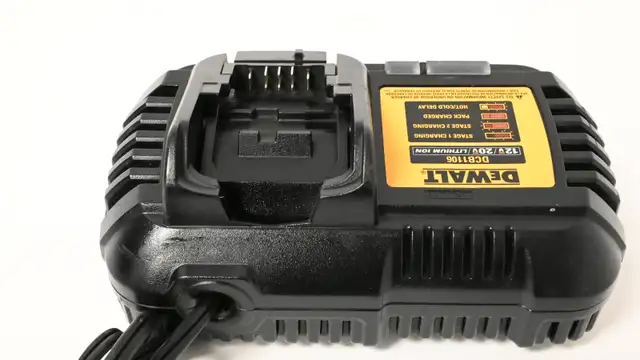 DEWALT 6 Amp Charger Compatible 12V/20V/60V Batteries USED good - Photo 6