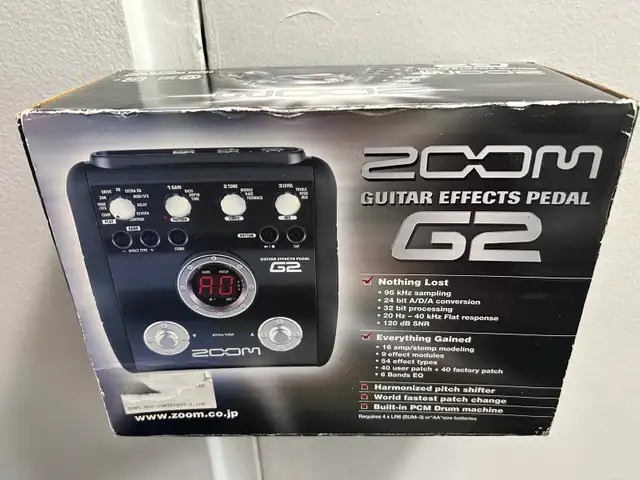 Zoom G2 Guitar & Voice pedal box