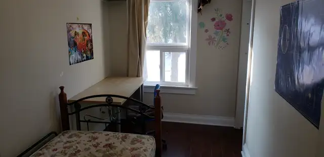 Two rooms available for rent in a house near UTSC - Photo 2