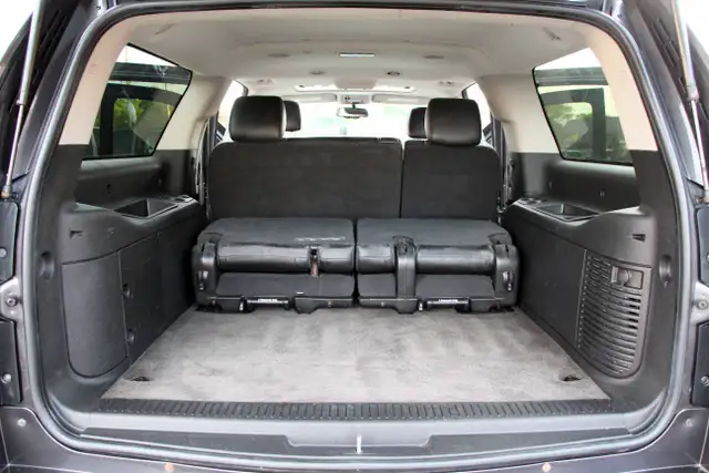 2011 Chevrolet Suburban LT 4x4 loaded Certified 2 Year W - Photo 10