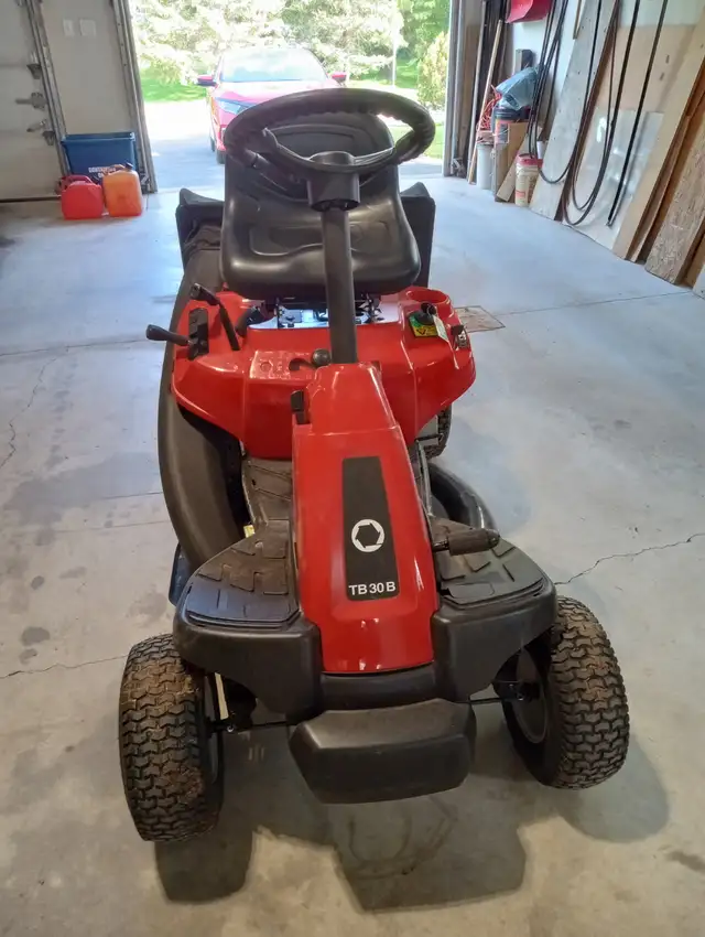 Riding Lawn Mower - Troy Bilt
