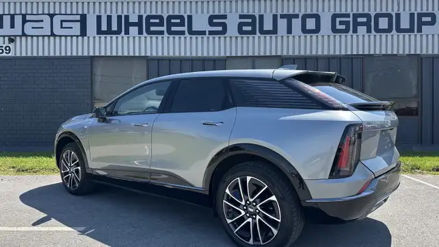 2025 Cadillac OPTIQ Sport - Photo 6
