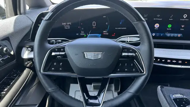 2025 Cadillac OPTIQ Sport - Photo 13