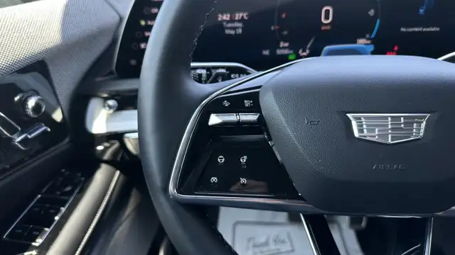 2025 Cadillac OPTIQ Sport - Photo 14