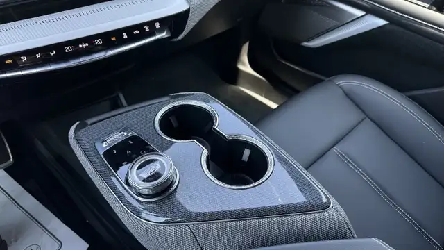 2025 Cadillac OPTIQ Sport - Photo 20