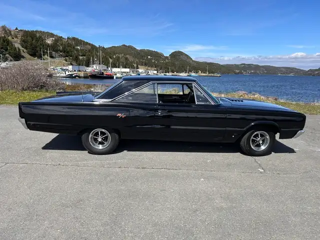 1967DODGE CORONET R/T 440 FOUR SPEED