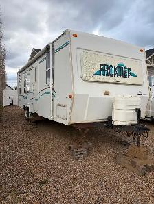2001 27ft frontier plainsman holiday trailer