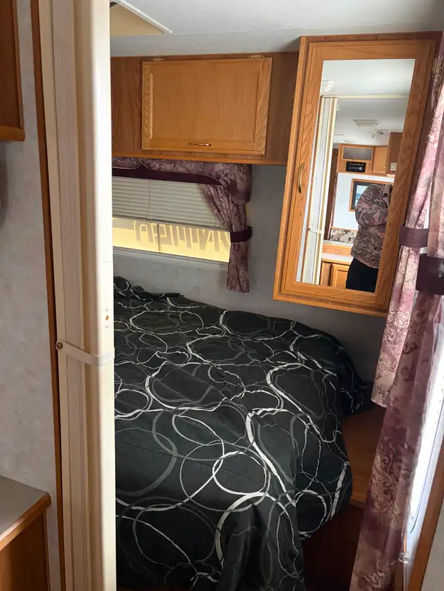 2001 27ft frontier plainsman holiday trailer - Photo 3