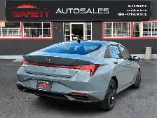 2022 Hyundai Elantra Preferred IVT w/Sun & Tech Package | Modern - Photo 4