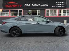 2022 Hyundai Elantra Preferred IVT w/Sun & Tech Package | Modern - Photo 5