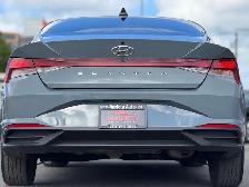 2022 Hyundai Elantra Preferred IVT w/Sun & Tech Package | Modern - Photo 9