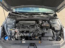 2022 Hyundai Elantra Preferred IVT w/Sun & Tech Package | Modern - Photo 24