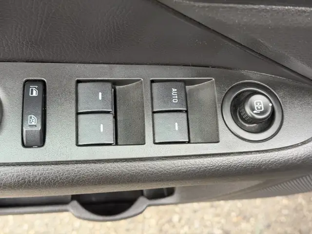 2009 Ford Fusion 4dr Sdn I4 SE FWD, Automatic | Reliable |FREE 1 - Photo 19