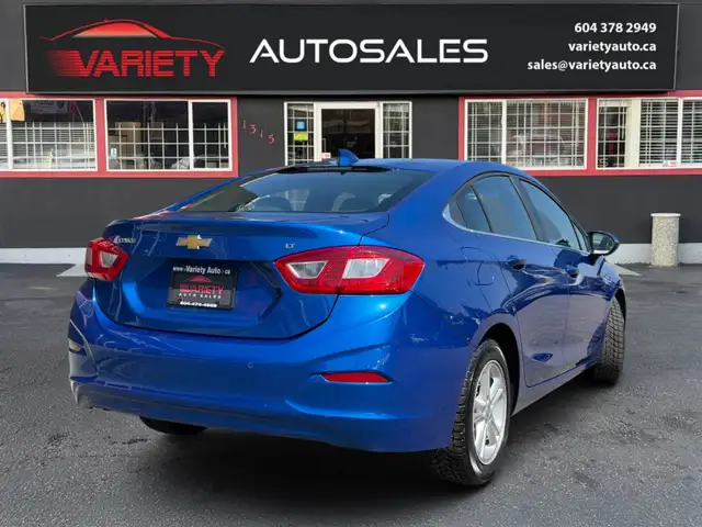 2017 Chevrolet Cruze 4dr Sdn 1.4L LT w/1SD, Fuel Efficient, FREE - Photo 4