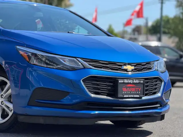 2017 Chevrolet Cruze 4dr Sdn 1.4L LT w/1SD, Fuel Efficient, FREE - Photo 8