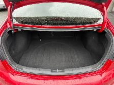2019 Hyundai Elantra Luxury Auto, Fully Loaded | Stylish & Fuel - Photo 7