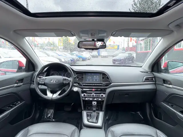 2019 Hyundai Elantra Luxury Auto, Fully Loaded | Stylish & Fuel - Photo 9