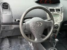 2009 Toyota Yaris 3dr HB Auto CE | Low KM | Fuel Efficient,FREE - Photo 16