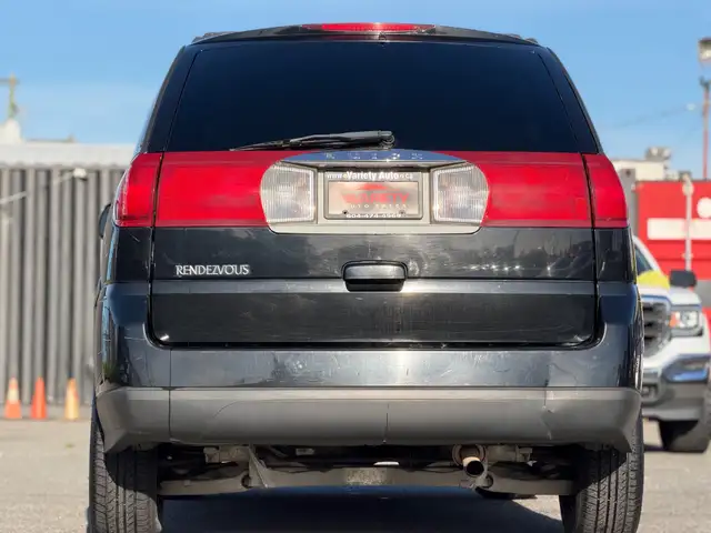 2006 Buick Rendezvous 4dr SUV CX, 7 Passenger | Spacious, FREE 1 - Photo 10