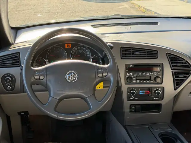 2006 Buick Rendezvous 4dr SUV CX, 7 Passenger | Spacious, FREE 1 - Photo 14