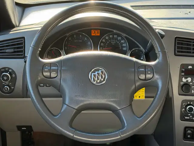 2006 Buick Rendezvous 4dr SUV CX, 7 Passenger | Spacious, FREE 1 - Photo 15