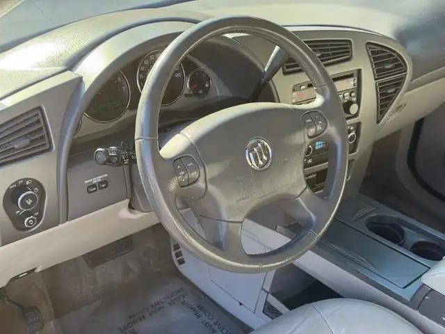 2006 Buick Rendezvous 4dr SUV CX, 7 Passenger | Spacious, FREE 1 - Photo 17
