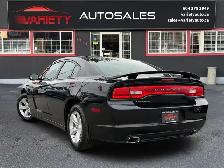 2013 Dodge Charger 4dr Sdn SE RWD, Sporty | Spacious | FREE 10,0 - Photo 3