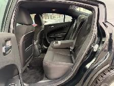 2013 Dodge Charger 4dr Sdn SE RWD, Sporty | Spacious | FREE 10,0 - Photo 12
